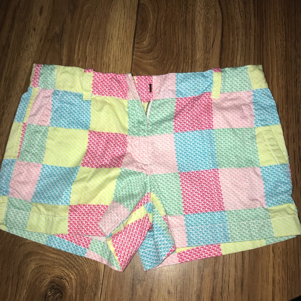 Vineyard Vines shorts